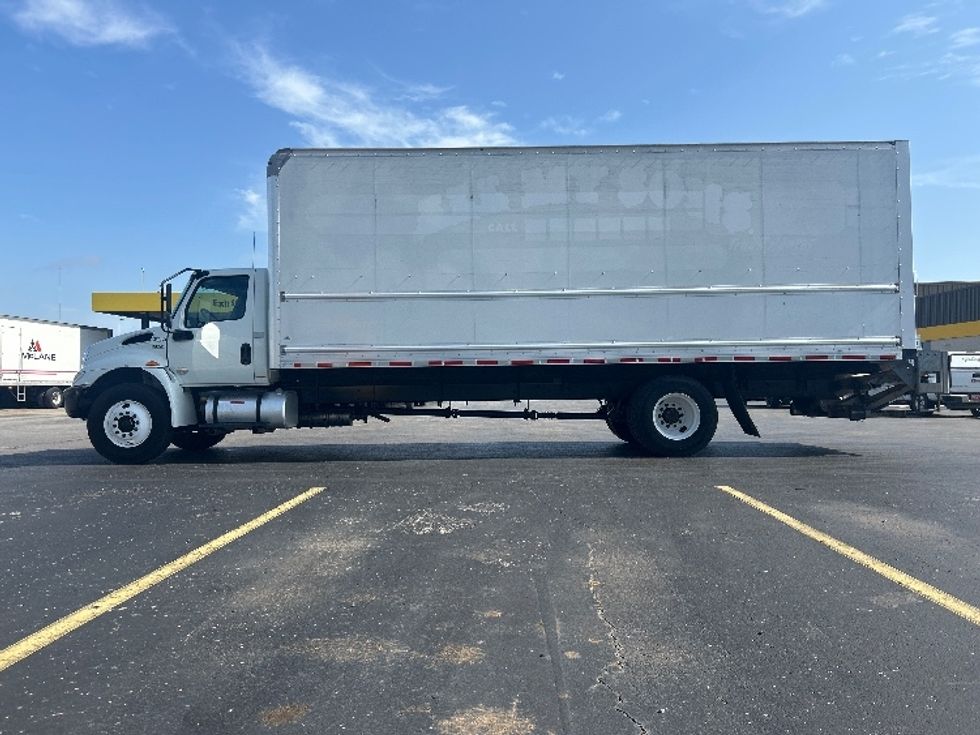 Medium Duty Box Truck-Light and Medium Duty Trucks-International-2020-MV607-Oklahoma City-OK-131,122\n\t\tmiles-$ 56,750 - Image 4