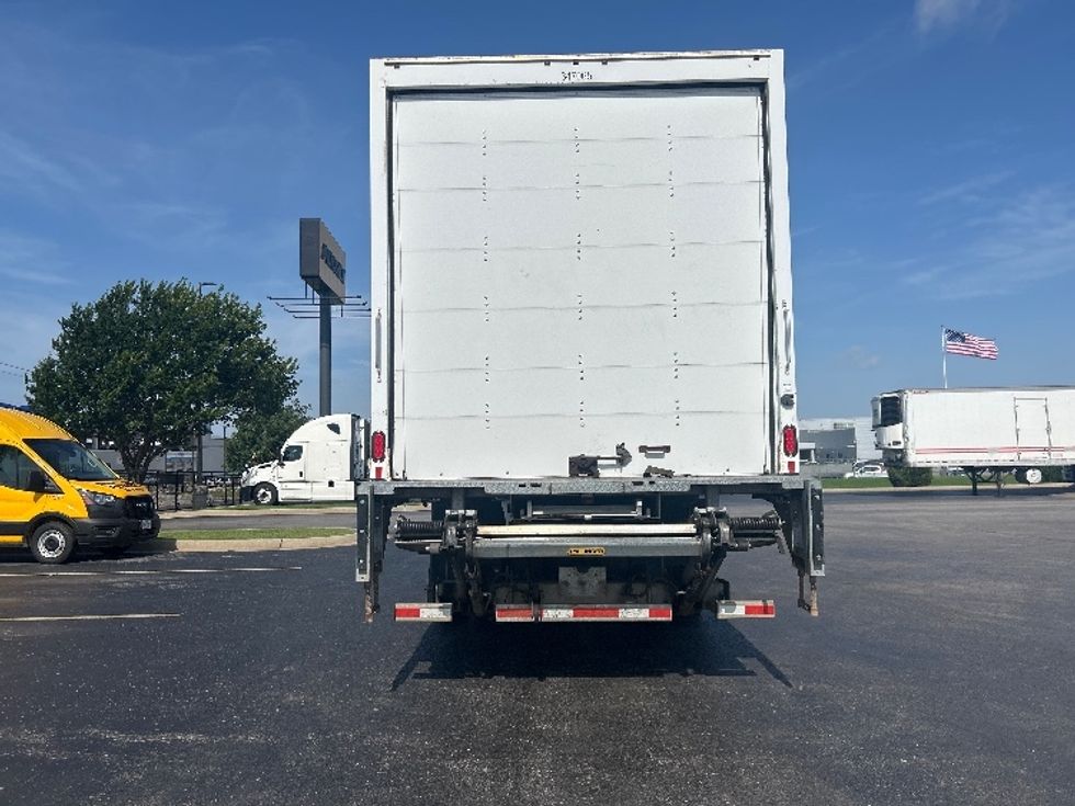 Medium Duty Box Truck-Light and Medium Duty Trucks-International-2020-MV607-Oklahoma City-OK-131,122\n\t\tmiles-$ 56,750 - Image 7
