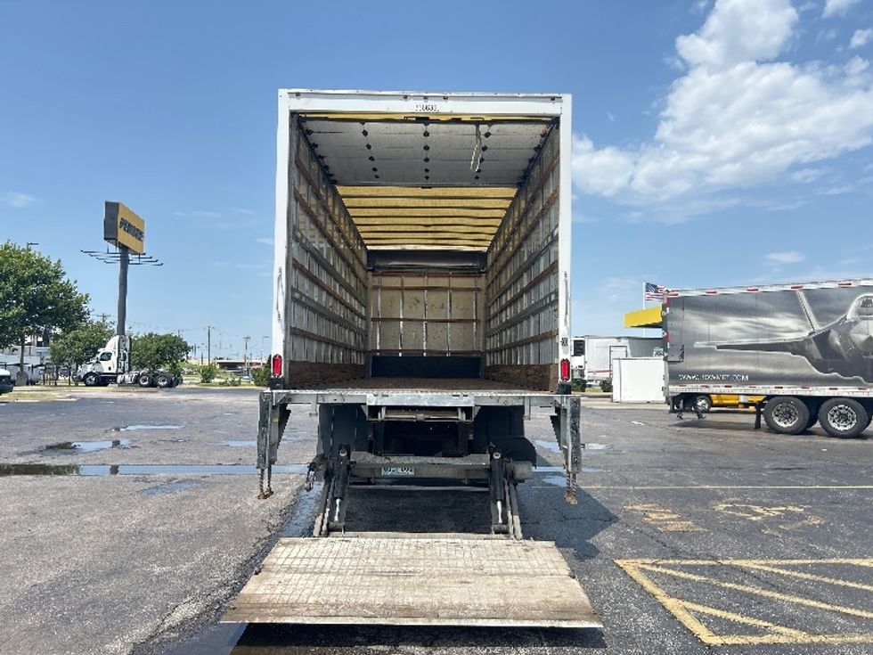 Medium Duty Box Truck-Light and Medium Duty Trucks-International-2020-MV607-Oklahoma City-OK-140,079\n\t\tmiles-$ 64,250 - Image 9
