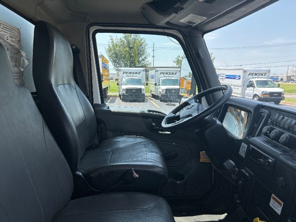 Medium Duty Box Truck-Light and Medium Duty Trucks-International-2020-MV607-Oklahoma City-OK-140,079\n\t\tmiles-$ 64,250 - Image 21