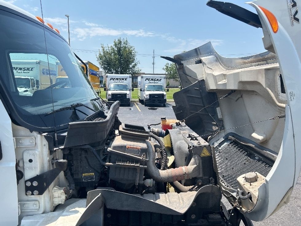Medium Duty Box Truck-Light and Medium Duty Trucks-International-2020-MV607-Oklahoma City-OK-140,079\n\t\tmiles-$ 64,250 - Image 23