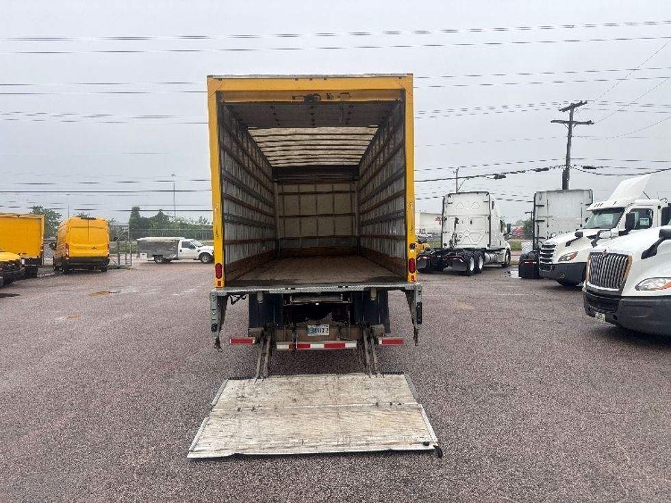 Medium Duty Box Truck-Light and Medium Duty Trucks-International-2020-MV607-Oklahoma City-OK-140,118\n\t\tmiles-$ 51,250 - Image 9