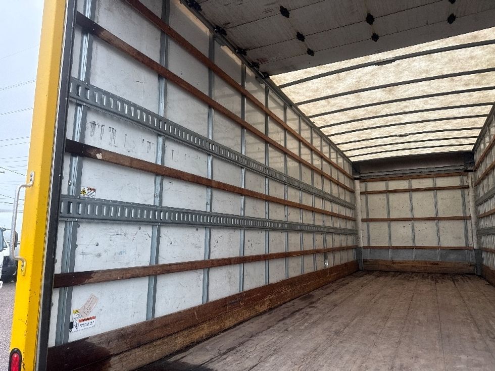Medium Duty Box Truck-Light and Medium Duty Trucks-International-2020-MV607-Oklahoma City-OK-140,118\n\t\tmiles-$ 51,250 - Image 11