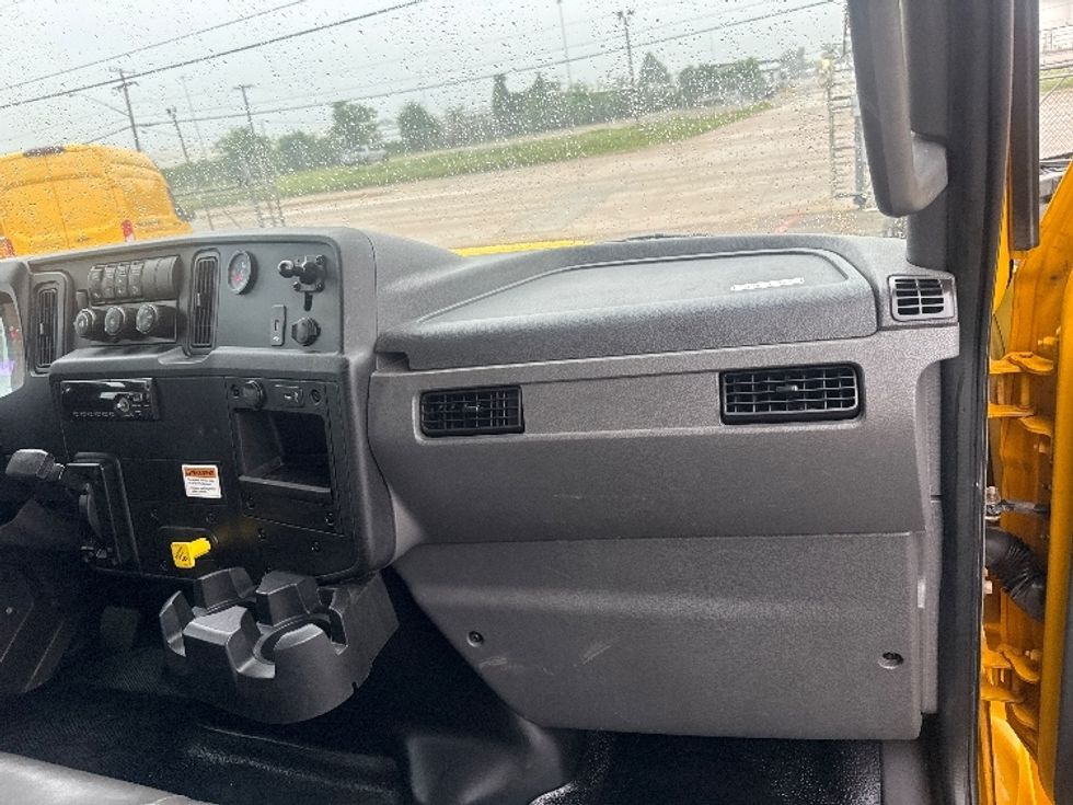 Medium Duty Box Truck-Light and Medium Duty Trucks-International-2020-MV607-Oklahoma City-OK-140,118\n\t\tmiles-$ 51,250 - Image 21