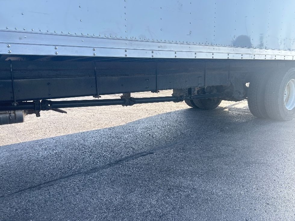 Medium Duty Box Truck-Light and Medium Duty Trucks-International-2020-MV607-Oklahoma City-OK-140,766\n\t\tmiles-$ 62,750 - Image 5