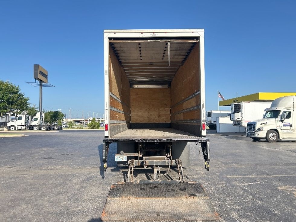 Medium Duty Box Truck-Light and Medium Duty Trucks-International-2020-MV607-Oklahoma City-OK-140,766\n\t\tmiles-$ 62,750 - Image 9