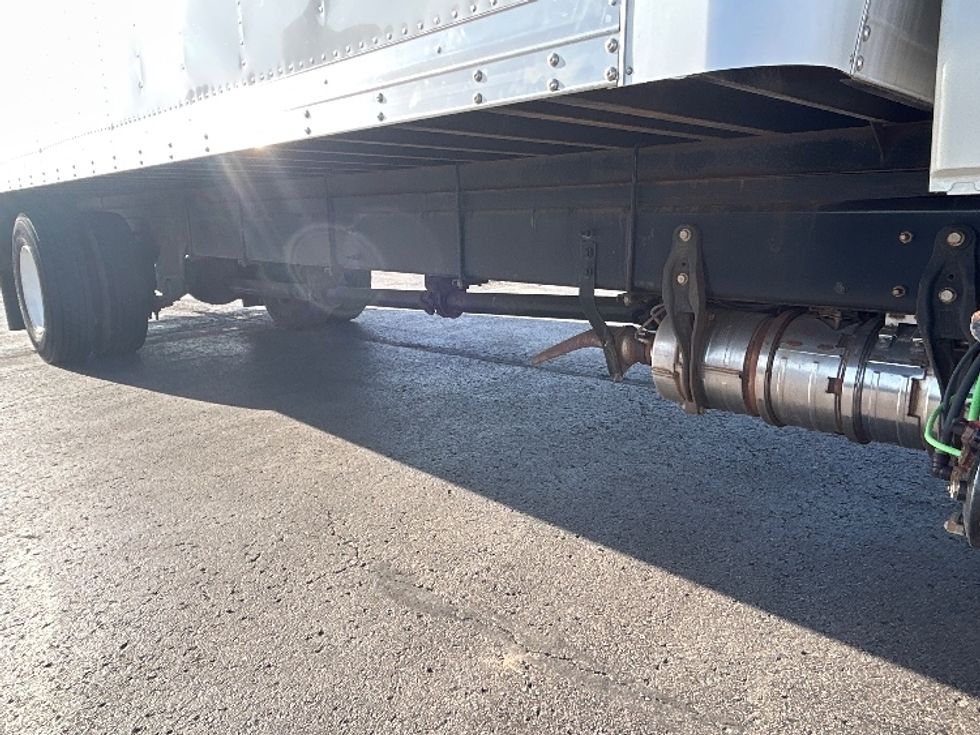 Medium Duty Box Truck-Light and Medium Duty Trucks-International-2020-MV607-Oklahoma City-OK-140,766\n\t\tmiles-$ 62,750 - Image 14