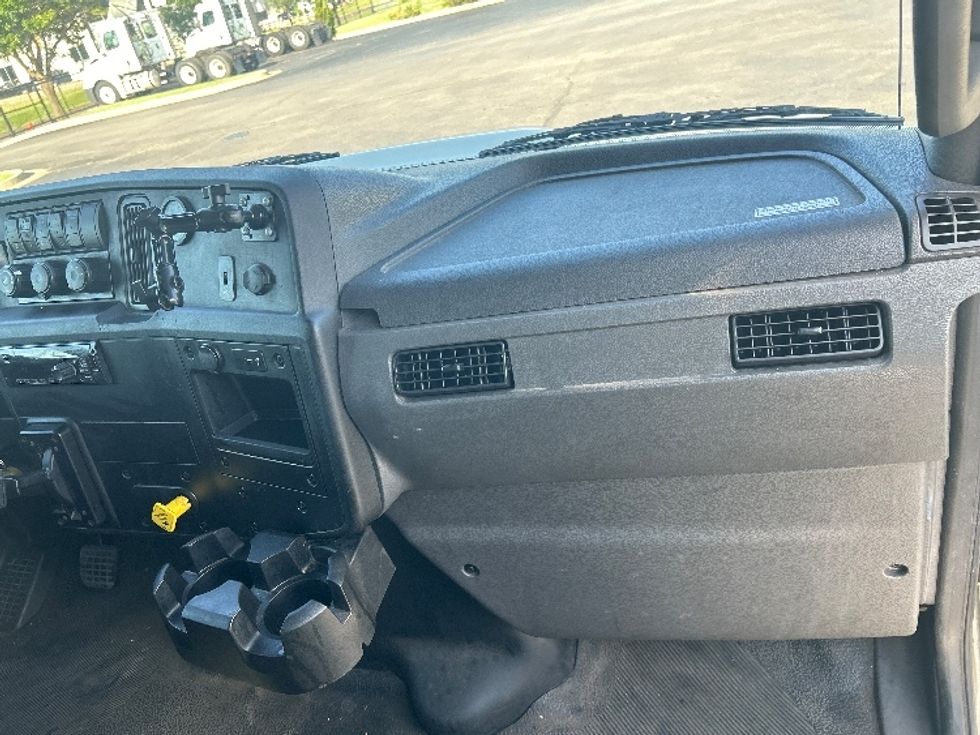 Medium Duty Box Truck-Light and Medium Duty Trucks-International-2020-MV607-Oklahoma City-OK-140,766\n\t\tmiles-$ 62,750 - Image 21