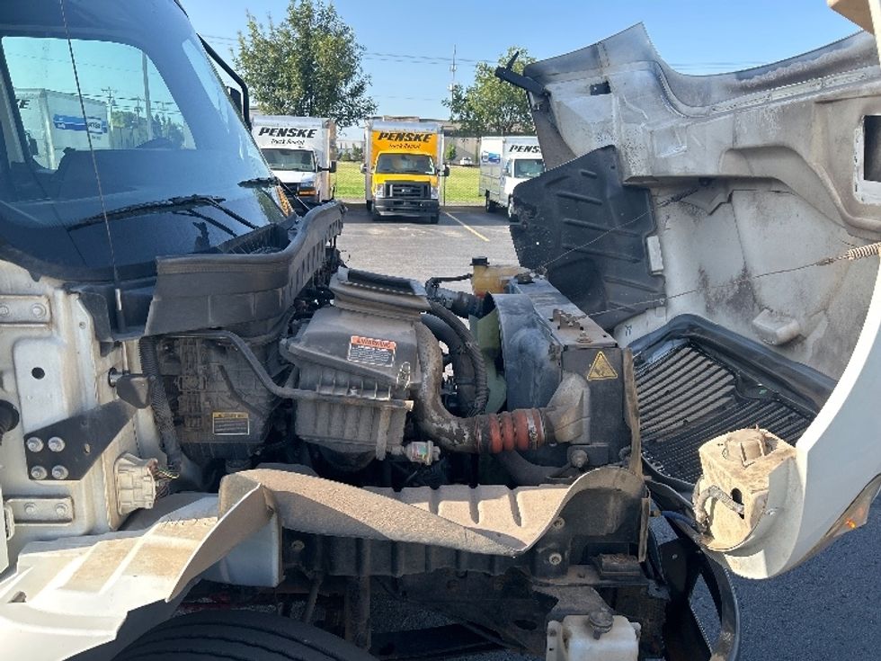 Medium Duty Box Truck-Light and Medium Duty Trucks-International-2020-MV607-Oklahoma City-OK-140,766\n\t\tmiles-$ 62,750 - Image 23