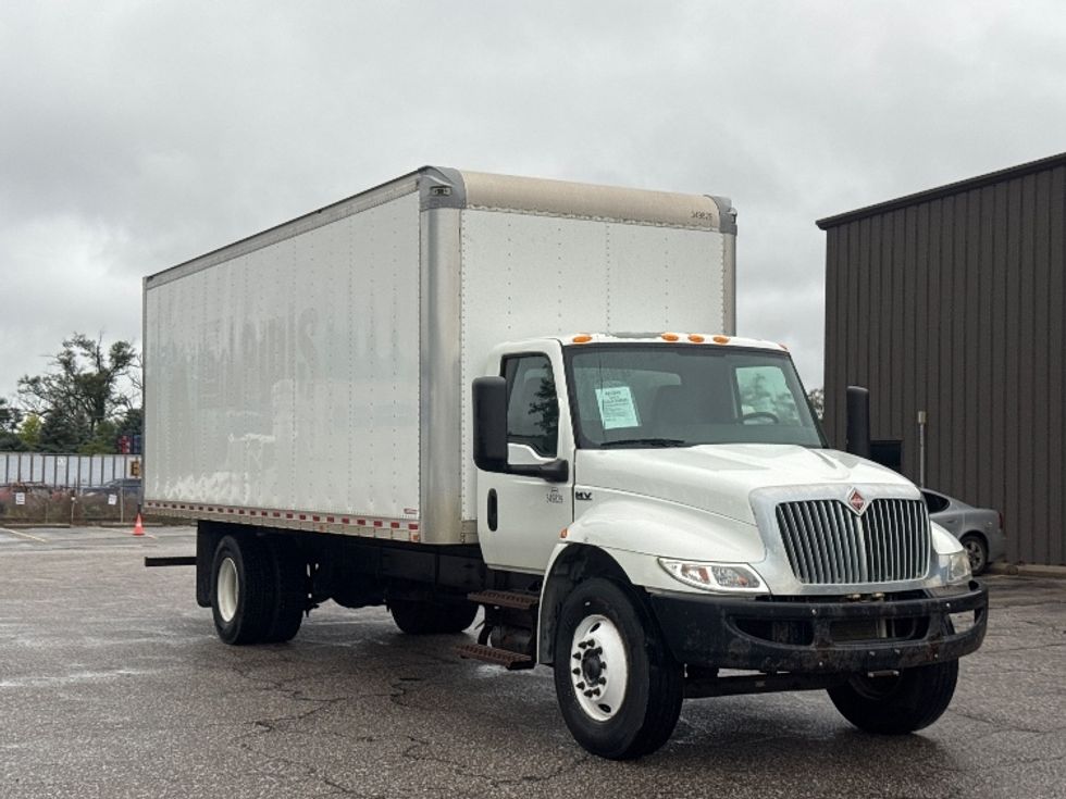 Medium Duty Box Truck-Light and Medium Duty Trucks-International-2020-MV607-Omaha-NE-101,579\n\t\tmiles-$ 54,500 - Image 1