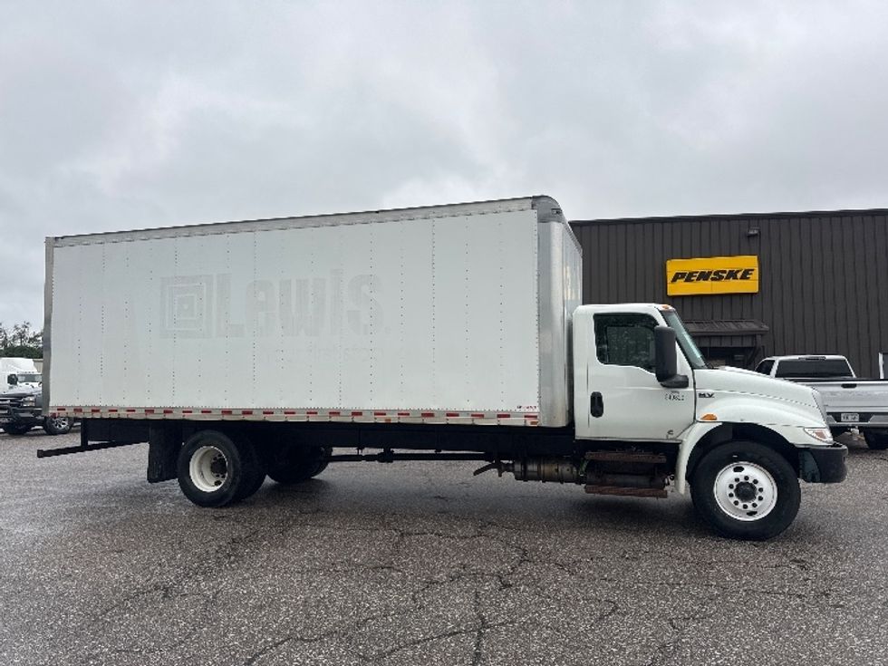 Medium Duty Box Truck-Light and Medium Duty Trucks-International-2020-MV607-Omaha-NE-101,579\n\t\tmiles-$ 54,500 - Image 14