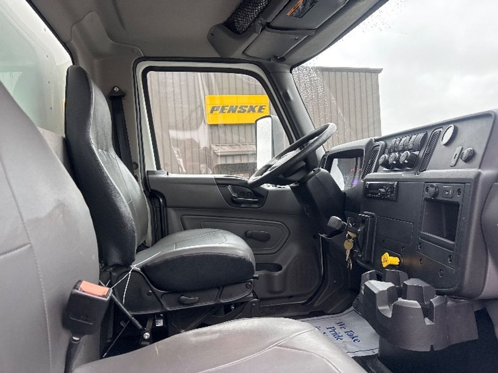 Medium Duty Box Truck-Light and Medium Duty Trucks-International-2020-MV607-Omaha-NE-101,579\n\t\tmiles-$ 54,500 - Image 20