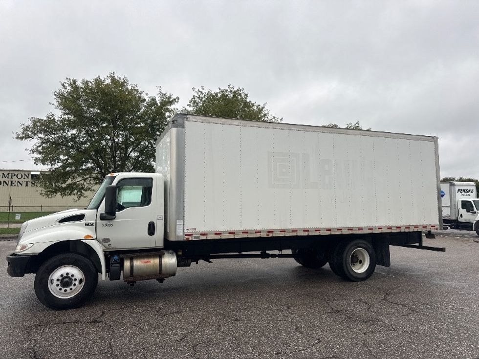 Medium Duty Box Truck-Light and Medium Duty Trucks-International-2020-MV607-Omaha-NE-101,579\n\t\tmiles-$ 54,500 - Image 4