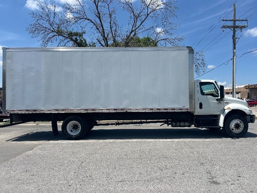 Medium Duty Box Truck-Light and Medium Duty Trucks-International-2020-MV607-Omaha-NE-102,081\n\t\tmiles-$ 52,500 - Image 14
