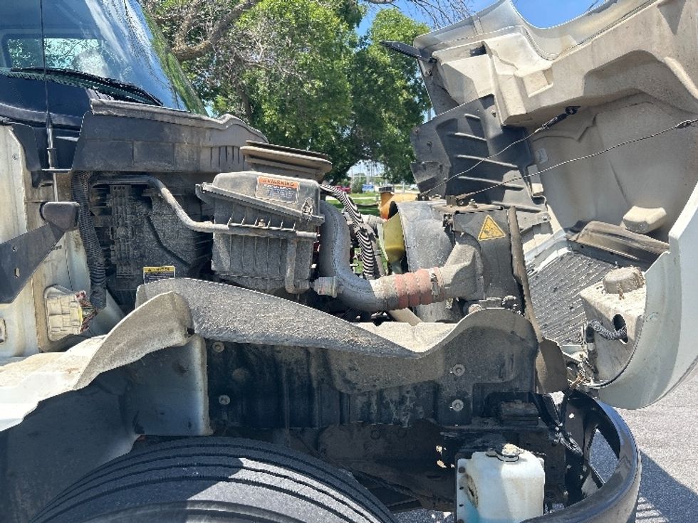 Medium Duty Box Truck-Light and Medium Duty Trucks-International-2020-MV607-Omaha-NE-102,081\n\t\tmiles-$ 52,500 - Image 21