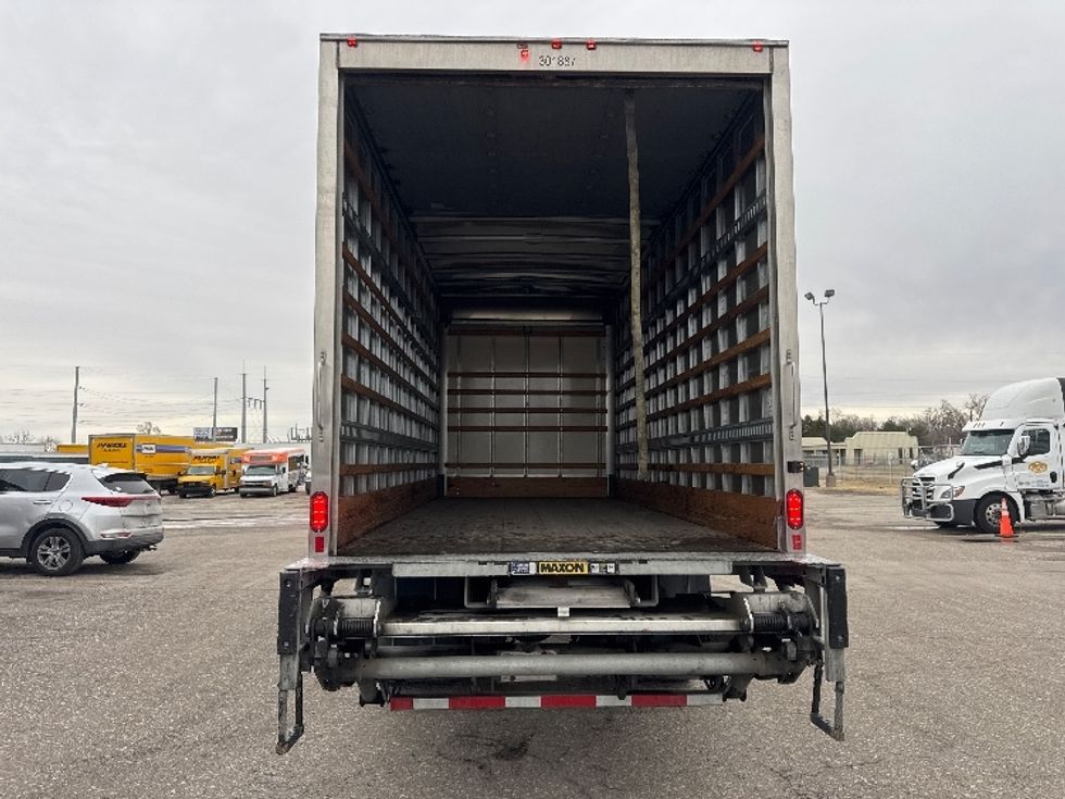 Medium Duty Box Truck-Light and Medium Duty Trucks-International-2020-MV607-Omaha-NE-118,788\n\t\tmiles-$ 44,750 - Image 8