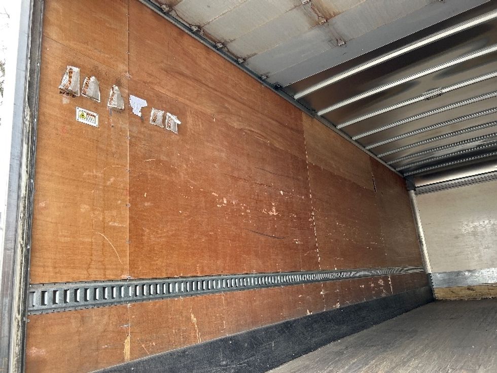 Medium Duty Box Truck-Light and Medium Duty Trucks-International-2020-MV607-Omaha-NE-125,125\n\t\tmiles-$ 51,500 - Image 10