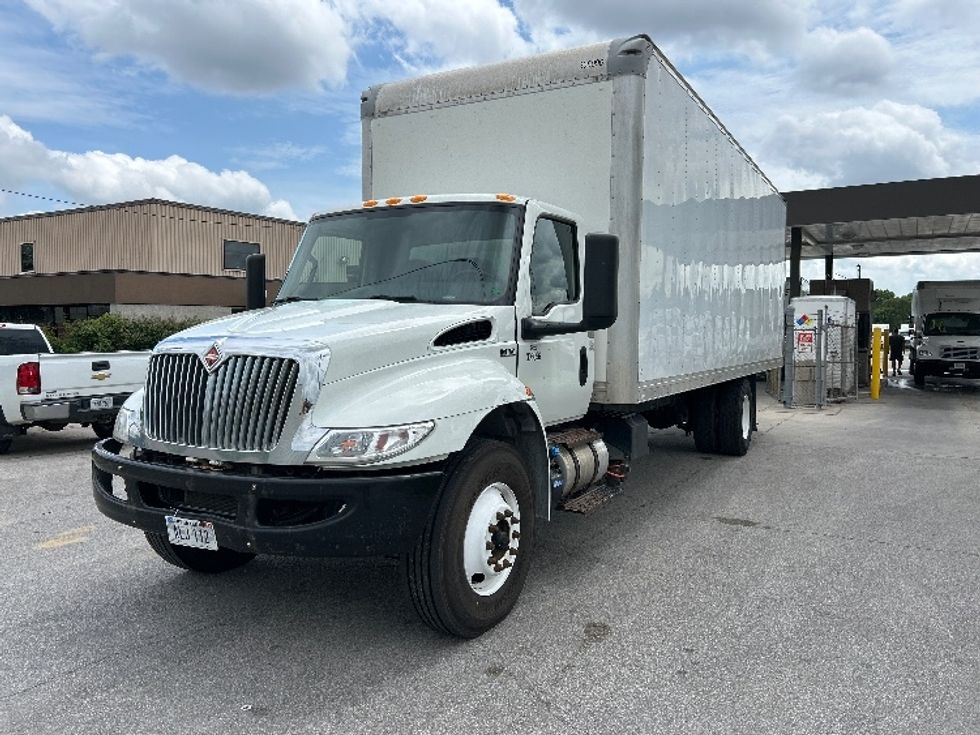 Medium Duty Box Truck-Light and Medium Duty Trucks-International-2020-MV607-Omaha-NE-125,125\n\t\tmiles-$ 51,500 - Image 3