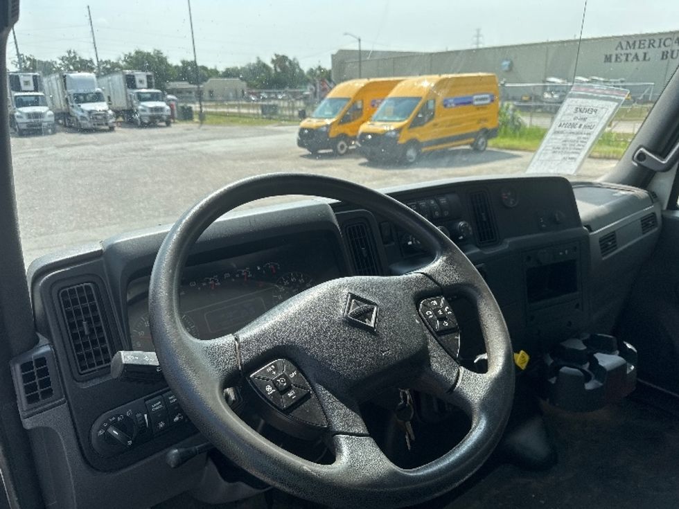 Medium Duty Box Truck-Light and Medium Duty Trucks-International-2020-MV607-Omaha-NE-238,365\n\t\tmiles-$ 38,750 - Image 17