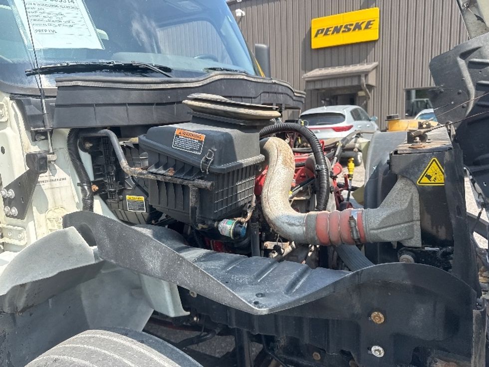 Medium Duty Box Truck-Light and Medium Duty Trucks-International-2020-MV607-Omaha-NE-238,365\n\t\tmiles-$ 38,750 - Image 22