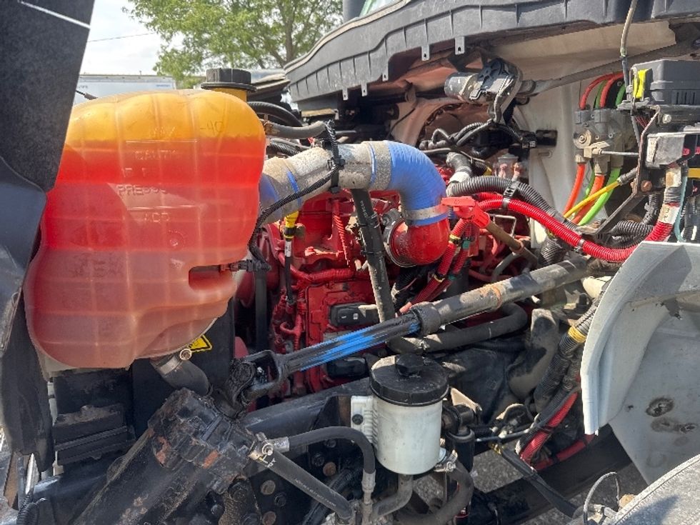 Medium Duty Box Truck-Light and Medium Duty Trucks-International-2020-MV607-Omaha-NE-238,365\n\t\tmiles-$ 38,750 - Image 23