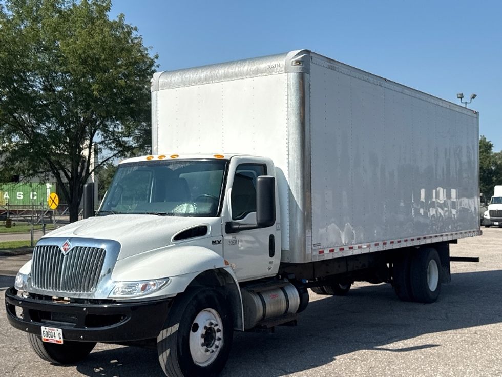 Medium Duty Box Truck-Light and Medium Duty Trucks-International-2020-MV607-Omaha-NE-238,365\n\t\tmiles-$ 38,750 - Image 3