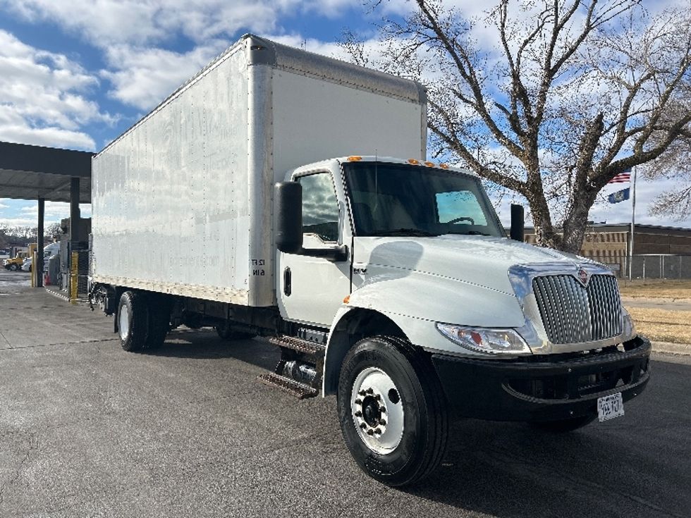 Medium Duty Box Truck-Light and Medium Duty Trucks-International-2020-MV607-Omaha-NE-61,397\n\t\tmiles-$ 58,750 - Image 1
