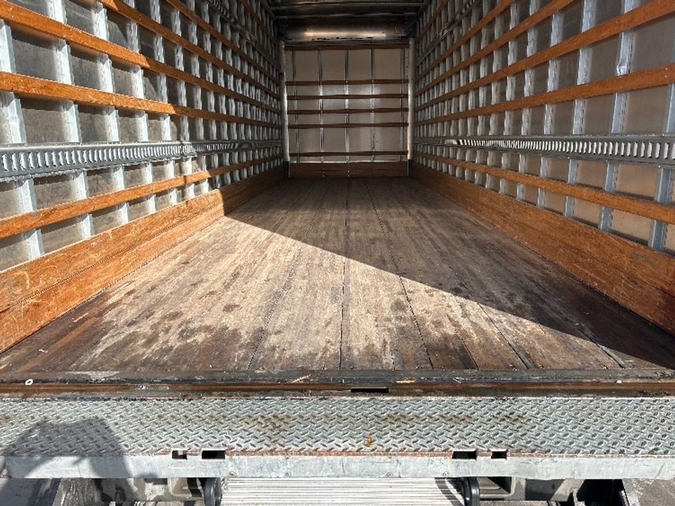 Medium Duty Box Truck-Light and Medium Duty Trucks-International-2020-MV607-Omaha-NE-61,397\n\t\tmiles-$ 58,750 - Image 10