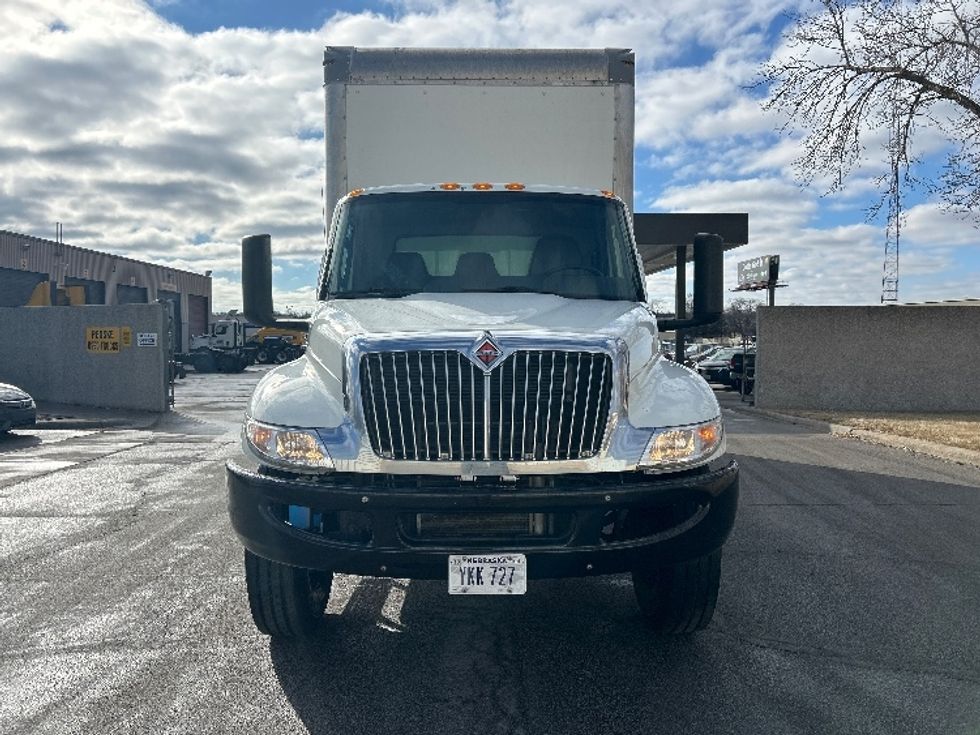 Medium Duty Box Truck-Light and Medium Duty Trucks-International-2020-MV607-Omaha-NE-61,397\n\t\tmiles-$ 58,750 - Image 2