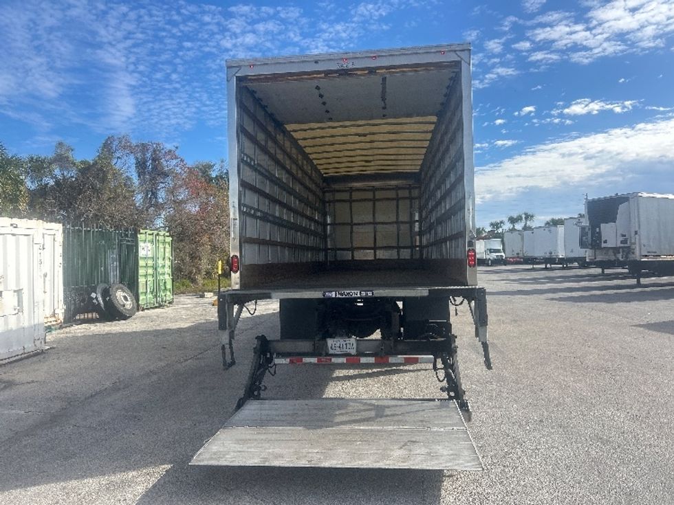 Medium Duty Box Truck-Light and Medium Duty Trucks-International-2020-MV607-Orlando-FL-126,035\n\t\tmiles-$ 53,250 - Image 9