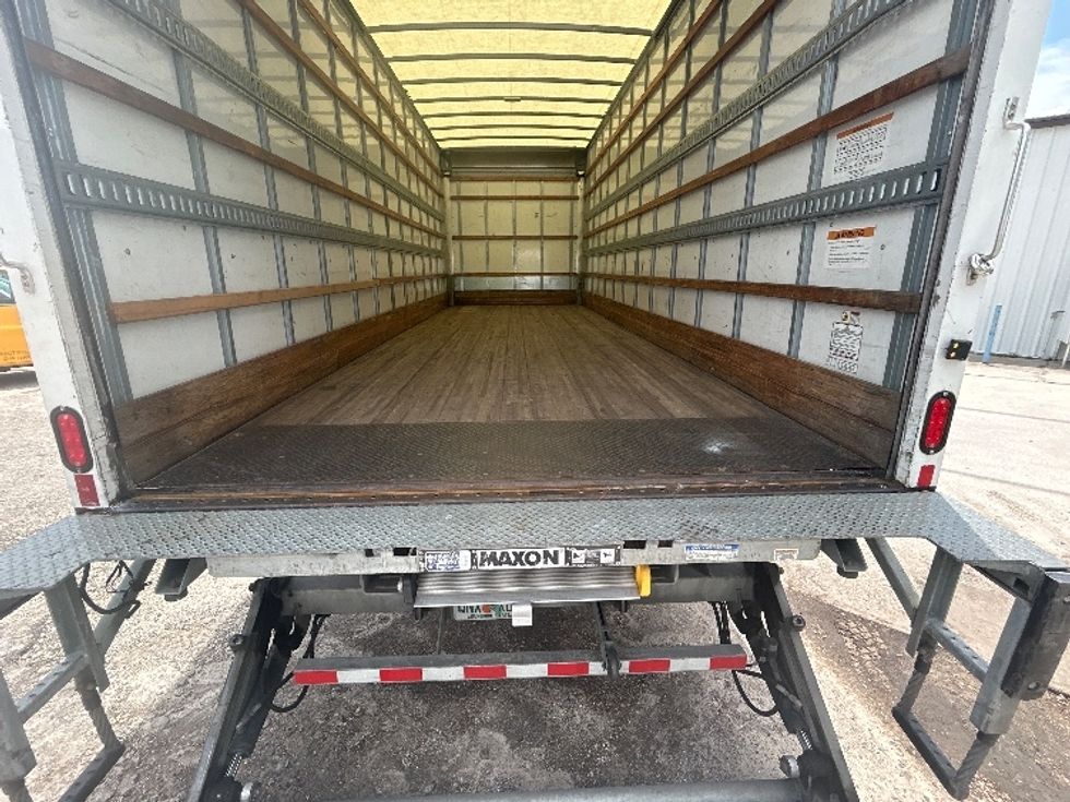 Medium Duty Box Truck-Light and Medium Duty Trucks-International-2020-MV607-Orlando-FL-134,328\n\t\tmiles-$ 53,000 - Image 10