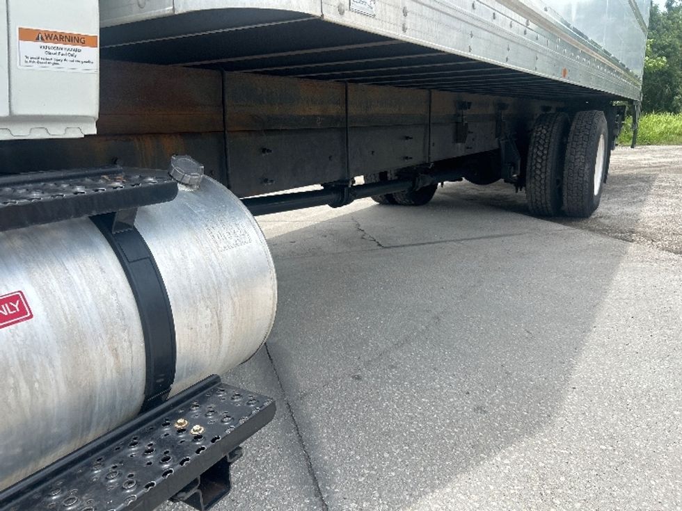 Medium Duty Box Truck-Light and Medium Duty Trucks-International-2020-MV607-Orlando-FL-134,328\n\t\tmiles-$ 53,000 - Image 5
