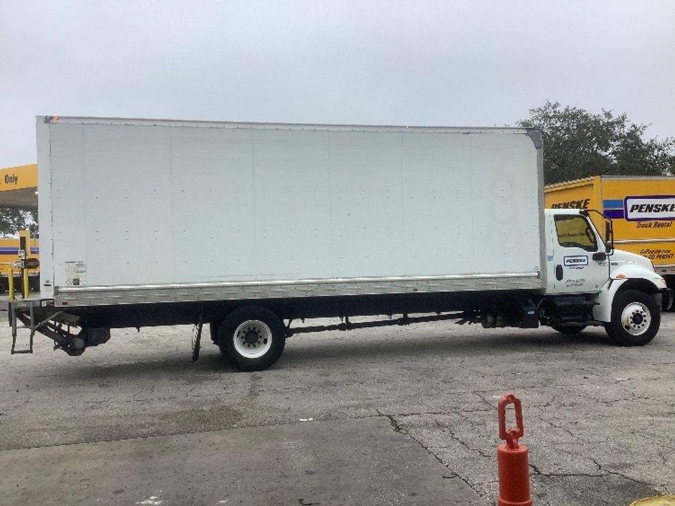 Medium Duty Box Truck-Light and Medium Duty Trucks-International-2020-MV607-Orlando-FL-159,505\n\t\tmiles-$ 45,750 - Image 15