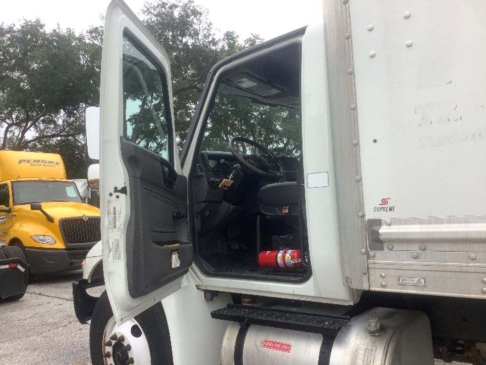 Medium Duty Box Truck-Light and Medium Duty Trucks-International-2020-MV607-Orlando-FL-159,505\n\t\tmiles-$ 45,750 - Image 16