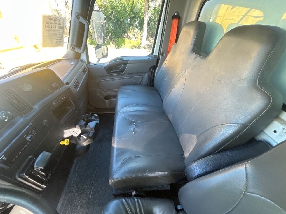 Medium Duty Box Truck-Light and Medium Duty Trucks-International-2020-MV607-Orlando-FL-364,977\n\t\tmiles-$ 10,000 - Image 18