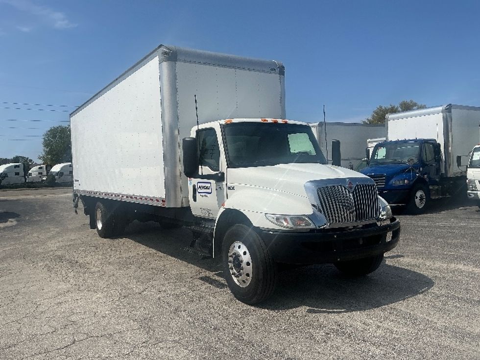 Medium Duty Box Truck-Light and Medium Duty Trucks-International-2020-MV607-Orlando-FL-60,514\n\t\tmiles-$ 50,000 - Image 1