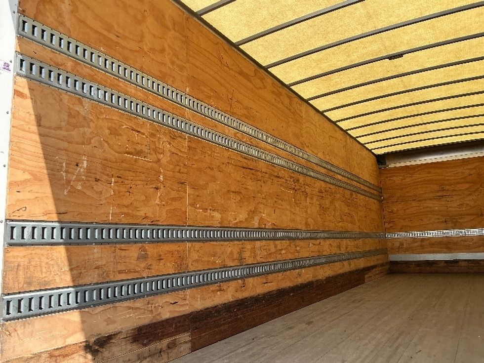 Medium Duty Box Truck-Light and Medium Duty Trucks-International-2020-MV607-Orlando-FL-60,514\n\t\tmiles-$ 50,000 - Image 11