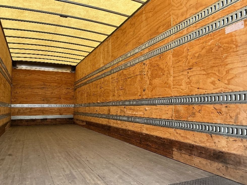 Medium Duty Box Truck-Light and Medium Duty Trucks-International-2020-MV607-Orlando-FL-60,514\n\t\tmiles-$ 50,000 - Image 12