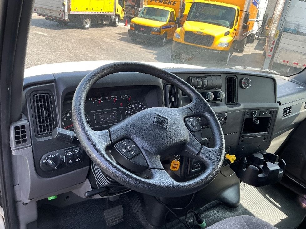 Medium Duty Box Truck-Light and Medium Duty Trucks-International-2020-MV607-Orlando-FL-60,514\n\t\tmiles-$ 50,000 - Image 18