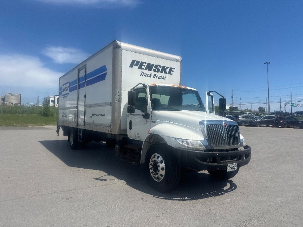 Medium Duty Box Truck-Light and Medium Duty Trucks-International-2020-MV607-Oshawa-ON-317,434\n\t\tkm-$ 45,750 - Image 1