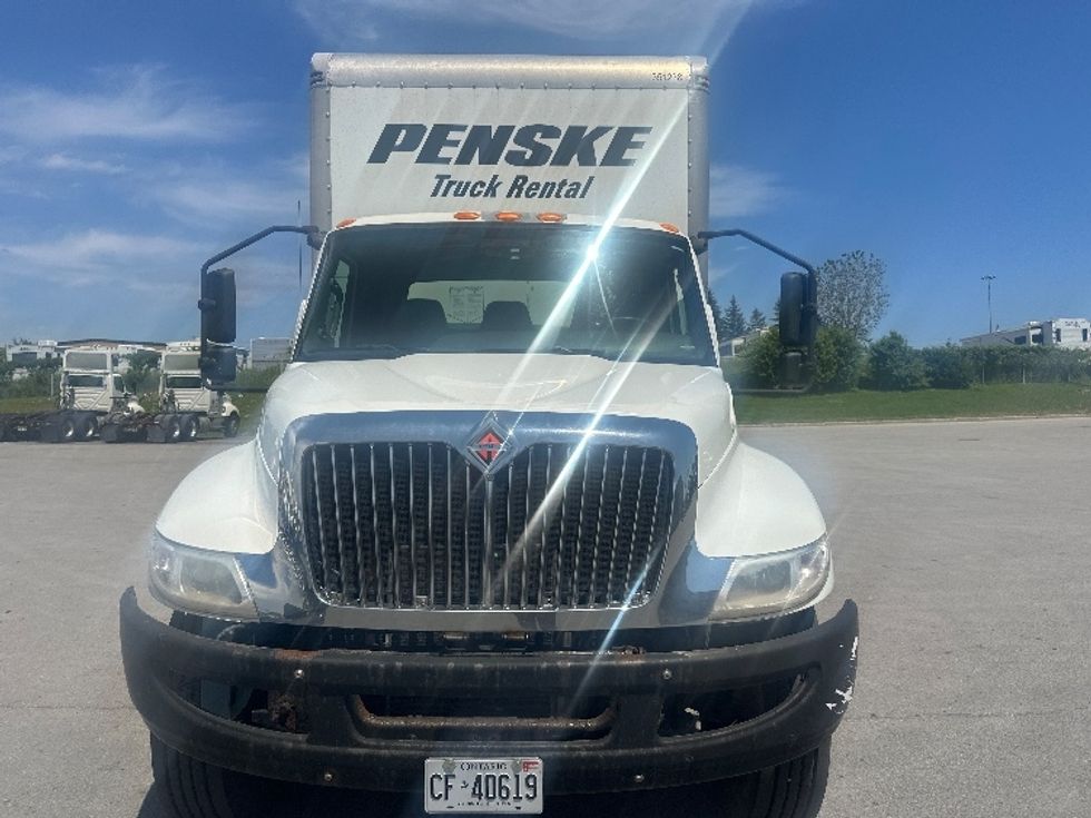 Medium Duty Box Truck-Light and Medium Duty Trucks-International-2020-MV607-Oshawa-ON-317,434\n\t\tkm-$ 45,750 - Image 2