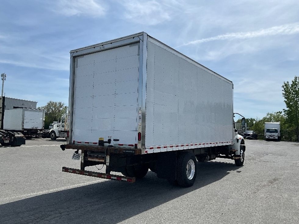 Medium Duty Box Truck-Light and Medium Duty Trucks-International-2020-MV607-Ottawa-ON-110,808\n\t\tkm-$ 64,000 - Image 12