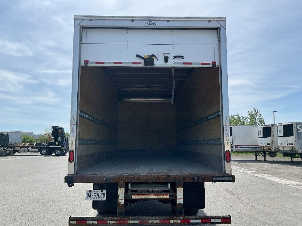 Medium Duty Box Truck-Light and Medium Duty Trucks-International-2020-MV607-Ottawa-ON-110,808\n\t\tkm-$ 64,000 - Image 8