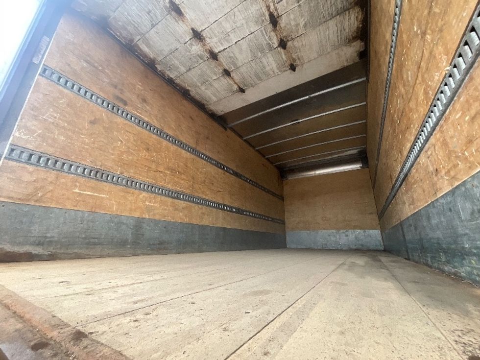 Medium Duty Box Truck-Light and Medium Duty Trucks-International-2020-MV607-Ottawa-ON-208,418\n\t\tkm-$ 58,500 - Image 11