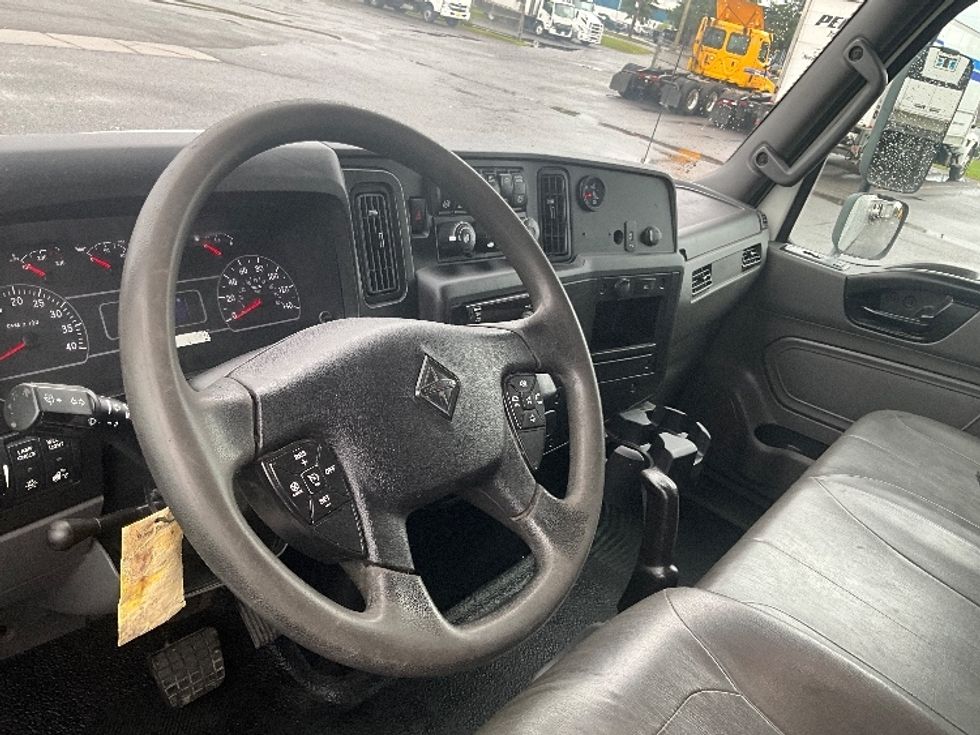 Medium Duty Box Truck-Light and Medium Duty Trucks-International-2020-MV607-Ottawa-ON-208,418\n\t\tkm-$ 58,500 - Image 17