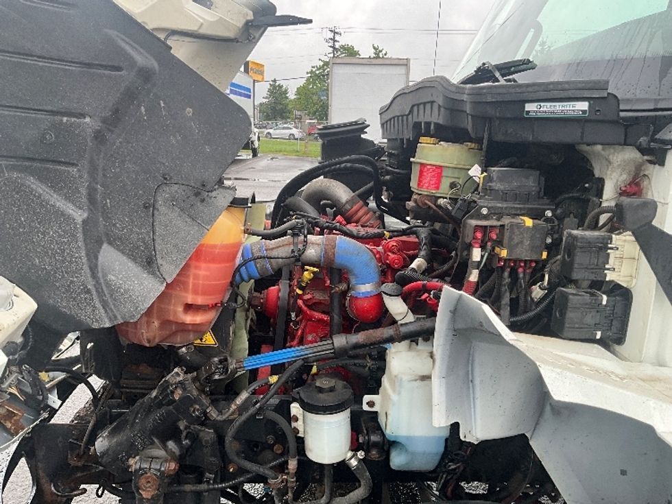 Medium Duty Box Truck-Light and Medium Duty Trucks-International-2020-MV607-Ottawa-ON-208,418\n\t\tkm-$ 58,500 - Image 24