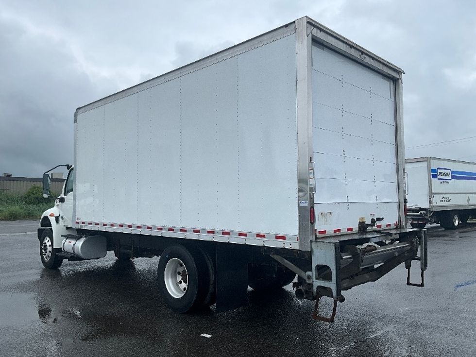Medium Duty Box Truck-Light and Medium Duty Trucks-International-2020-MV607-Ottawa-ON-208,418\n\t\tkm-$ 58,500 - Image 6