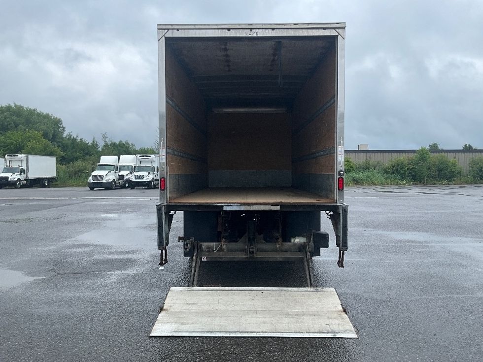 Medium Duty Box Truck-Light and Medium Duty Trucks-International-2020-MV607-Ottawa-ON-208,418\n\t\tkm-$ 58,500 - Image 9