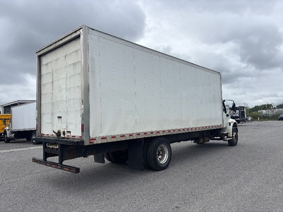 Medium Duty Box Truck-Light and Medium Duty Trucks-International-2020-MV607-Ottawa-ON-234,791\n\t\tkm-$ 55,000 - Image 13