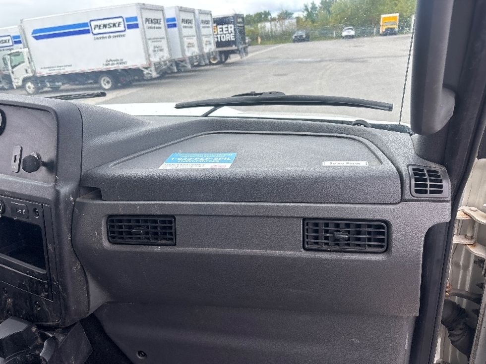 Medium Duty Box Truck-Light and Medium Duty Trucks-International-2020-MV607-Ottawa-ON-234,791\n\t\tkm-$ 55,000 - Image 21